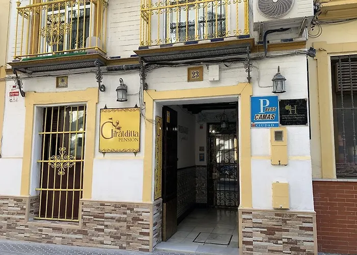Pension La Giraldilla Seville